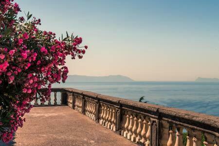 Casetta Belvedere Naples Exterior photo